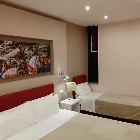 D'elsa Hostel *