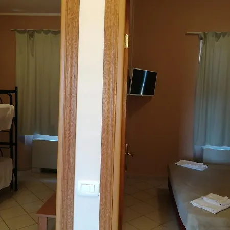 D'elsa Hostel *